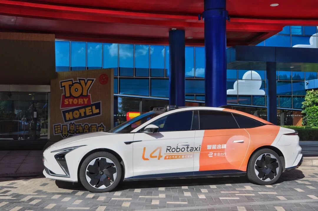 不升级就被淘汰？中小型设备制造企业智能化突围：抓住4个技术细节，找对外部帮手